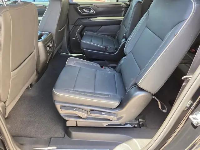 2024 Chevrolet Suburban 4WD Premier