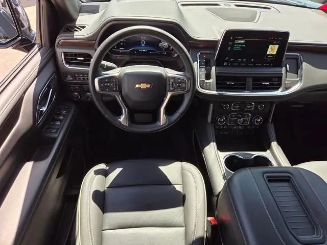 2024 Chevrolet Suburban 4WD Premier
