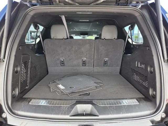 2024 Chevrolet Suburban 4WD Premier