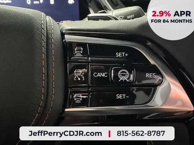 2026 Jeep Grand Cherokee Summit 4x4