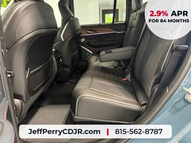 2026 Jeep Grand Cherokee Summit 4x4