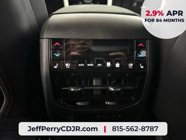 2026 Jeep Grand Cherokee Summit 4x4