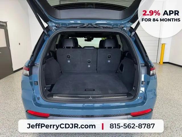 2026 Jeep Grand Cherokee Summit 4x4