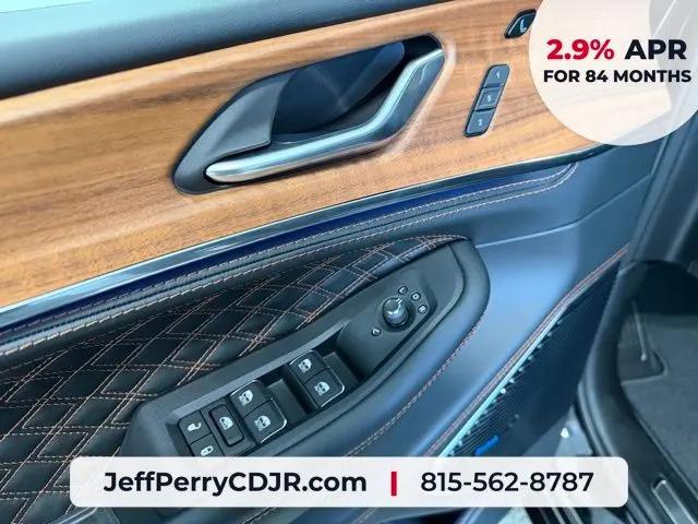 2026 Jeep Grand Cherokee L Summit 4x4