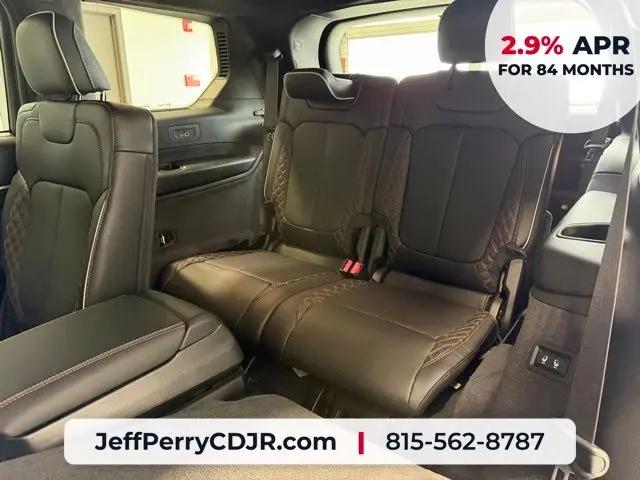 2026 Jeep Grand Cherokee L Summit 4x4