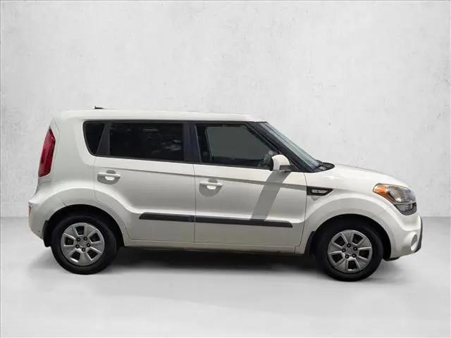 2013 Kia Soul Base
