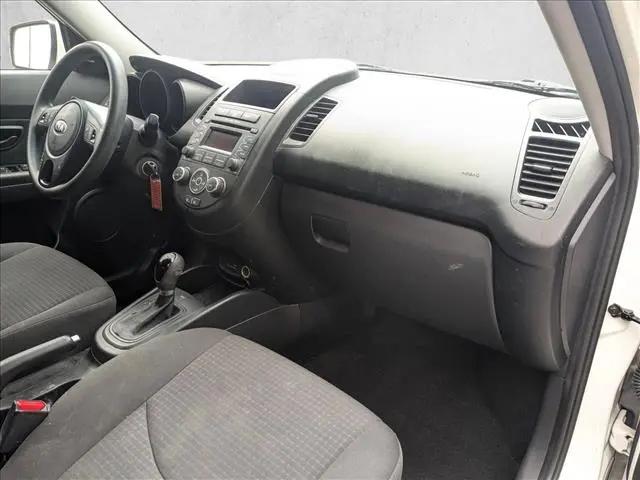 2013 Kia Soul Base