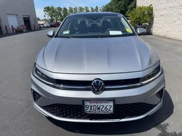 2025 Volkswagen Jetta 1.5T SE