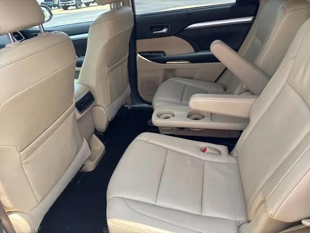 2015 Toyota Highlander XLE V6