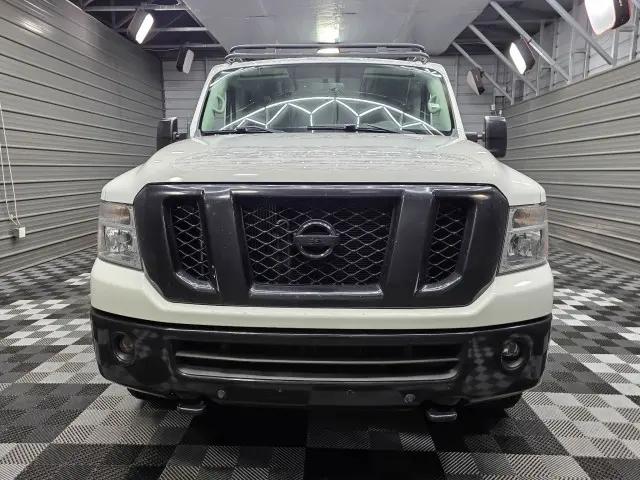 2020 Nissan 3500 SL