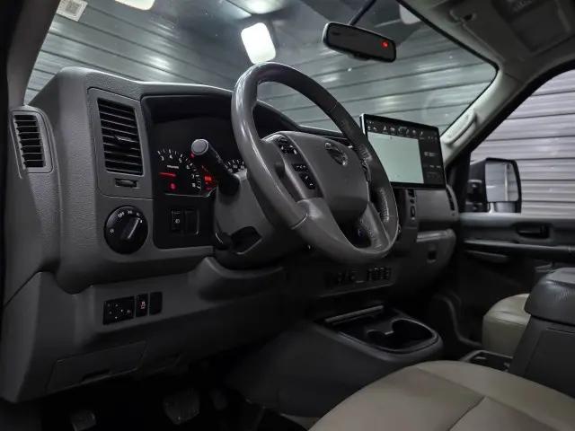 2020 Nissan 3500 SL