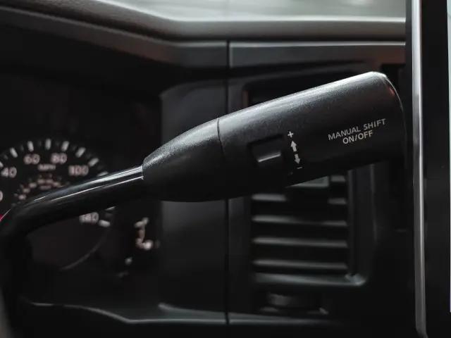 2020 Nissan 3500 SL