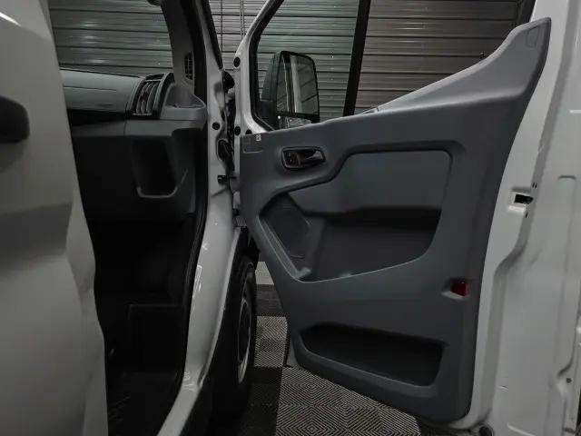 2019 Ford Transit T-250