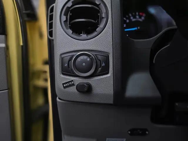 2022 Ford E-450 Cutaway Base