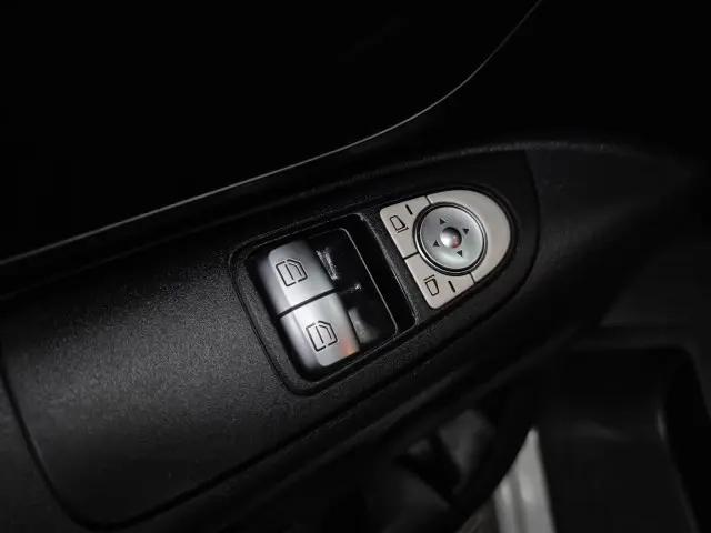 2021 Mercedes-Benz Metris Standard