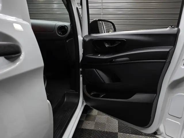 2021 Mercedes-Benz Metris Standard