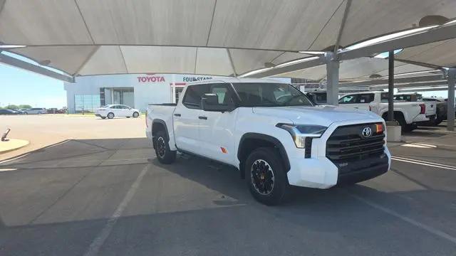 2026 Toyota Tundra Limited CrewMax 5.5' Bed