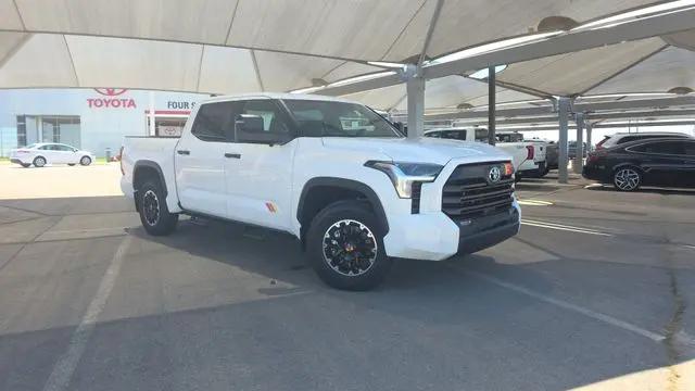 2026 Toyota Tundra Limited CrewMax 5.5' Bed