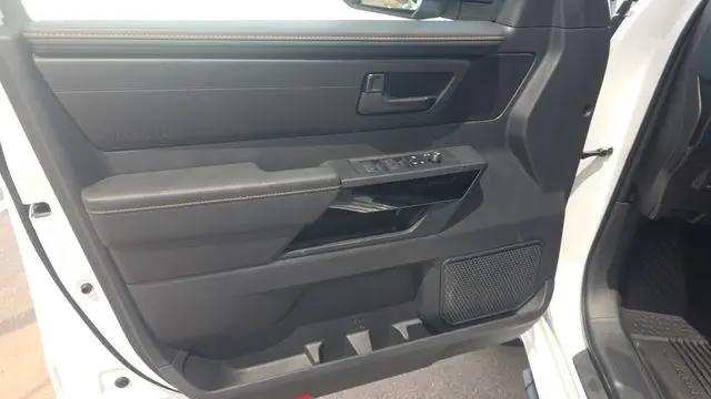 2026 Toyota Tundra Limited CrewMax 5.5' Bed