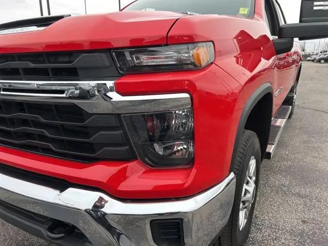 2024 Chevrolet Silverado 2500HD 4WD Crew Cab Standard Bed LT
