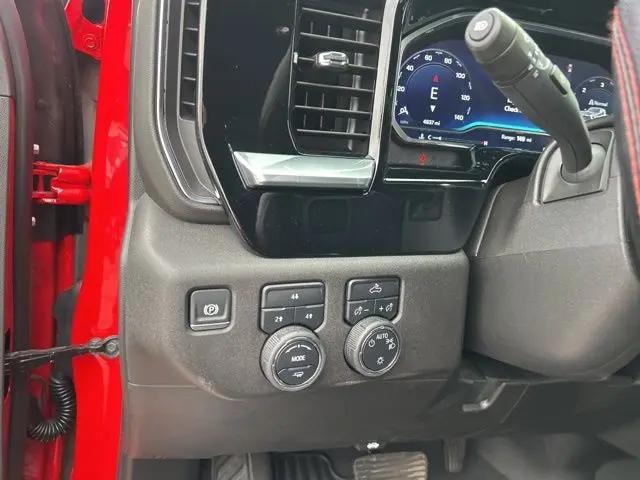 2024 Chevrolet Silverado 2500HD 4WD Crew Cab Standard Bed LT