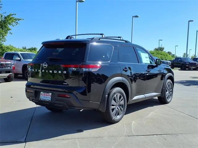 2025 Nissan Pathfinder SV 4WD