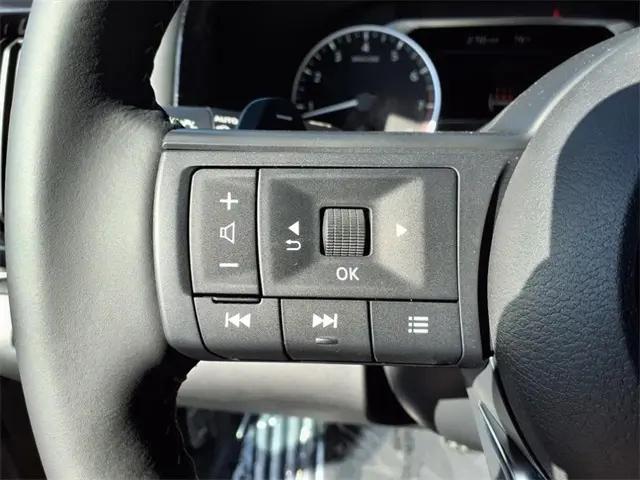 2025 Nissan Pathfinder SV 4WD