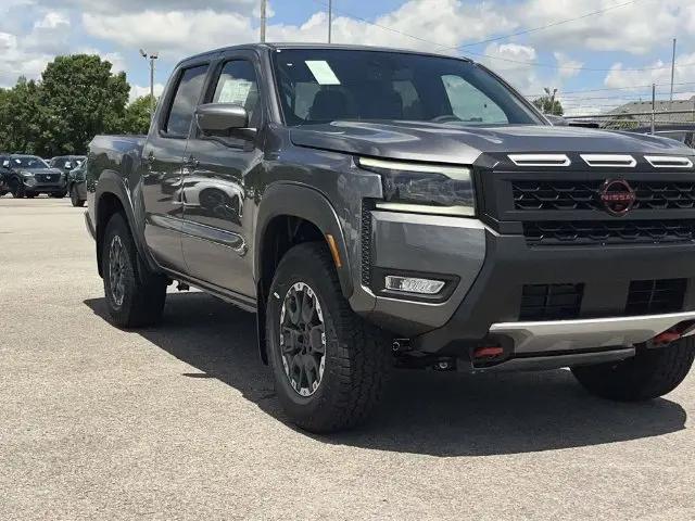 2026 Nissan Frontier Crew Cab Long Bed PRO-4X 4x4