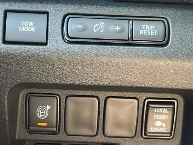 2026 Nissan Frontier Crew Cab Long Bed PRO-4X 4x4