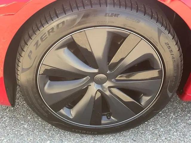 2021 Tesla Model S Plaid Tri Motor All-Wheel Drive