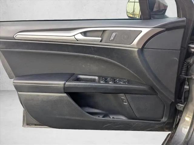 2019 Ford Fusion Hybrid SE