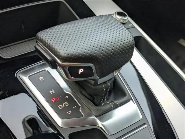 2023 Audi Q5 Prestige 55 TFSI e S line quattro S tronic