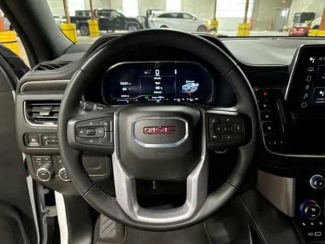 2024 GMC Yukon 4WD SLT