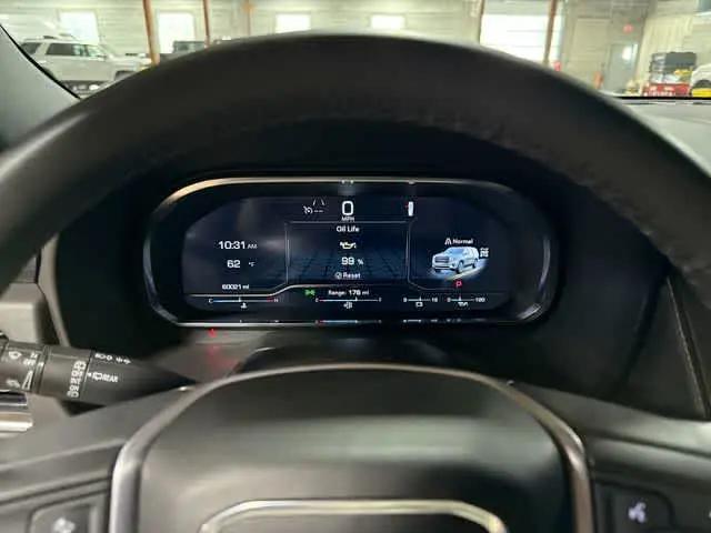2024 GMC Yukon 4WD SLT