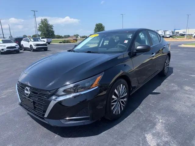 2025 Nissan Altima SV FWD