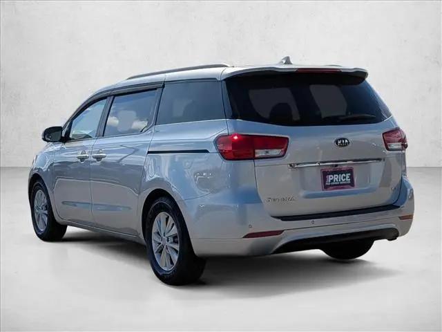 2015 Kia Sedona LX