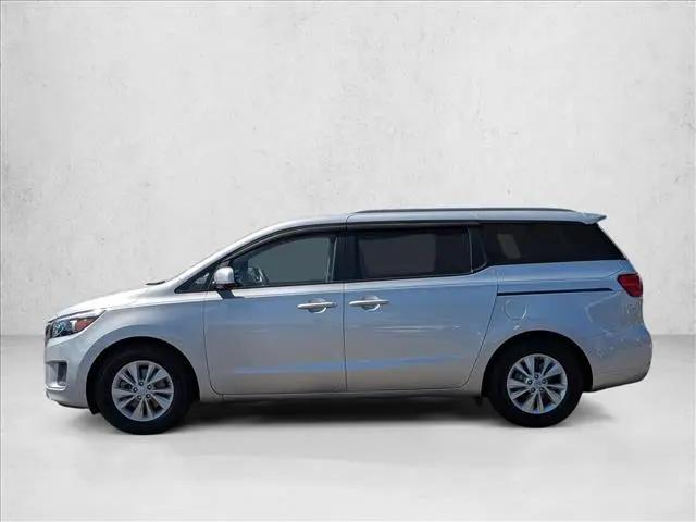 2015 Kia Sedona LX