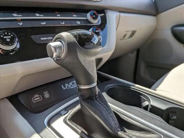 2015 Kia Sedona LX