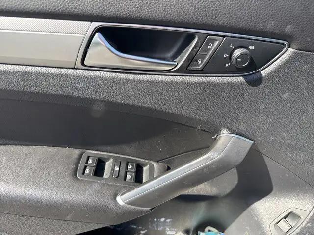 2019 Volkswagen Passat 2.0T Wolfsburg Edition