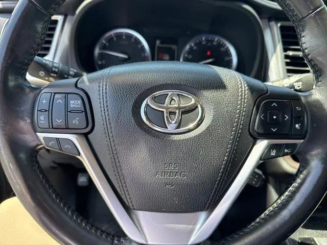 2017 Toyota Highlander Limited