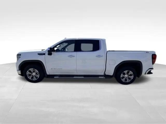2023 GMC Sierra 1500 4WD Crew Cab Short Box SLT