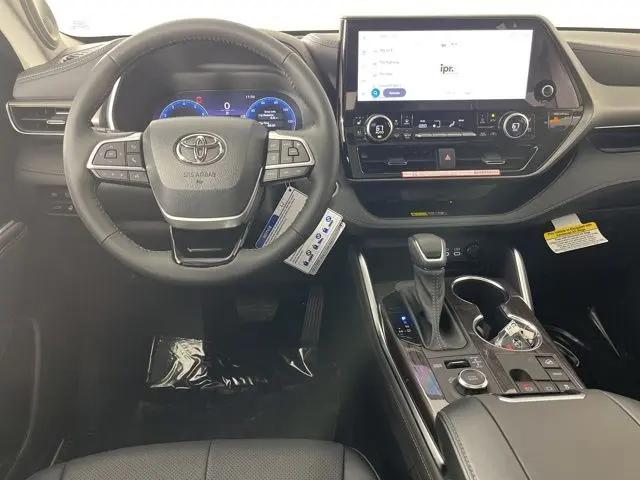 2026 Toyota Highlander Limited