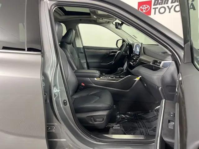 2026 Toyota Highlander Limited
