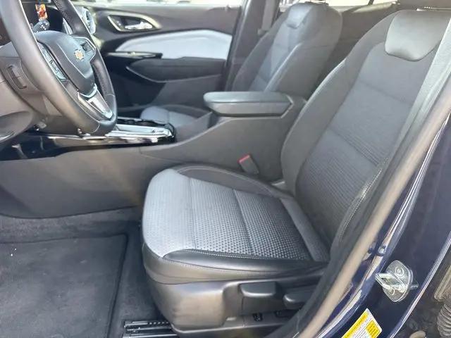 2024 Chevrolet Trax FWD LT