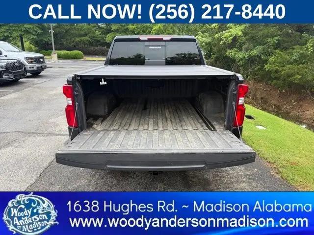 2023 Chevrolet Silverado 1500 4WD Crew Cab Short Bed RST