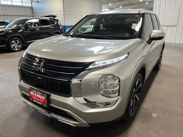 2023 Mitsubishi Outlander PHEV SE S-AWC