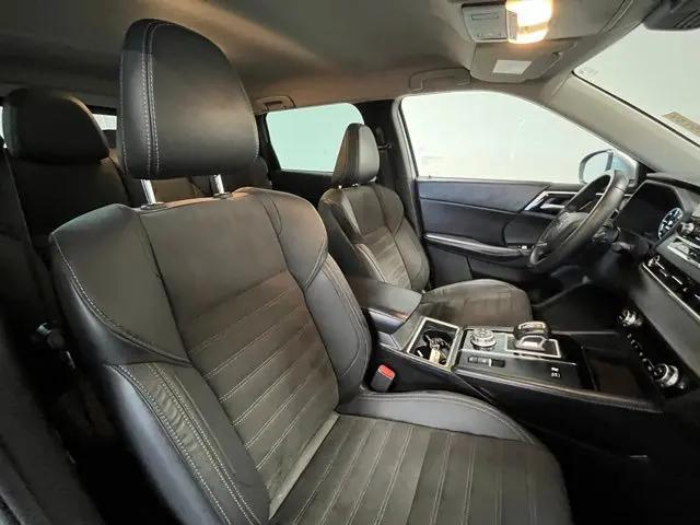2023 Mitsubishi Outlander PHEV SE S-AWC
