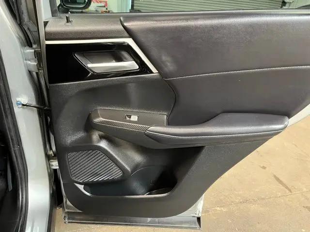 2023 Mitsubishi Outlander PHEV SE S-AWC