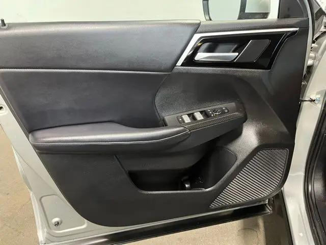 2023 Mitsubishi Outlander PHEV SE S-AWC