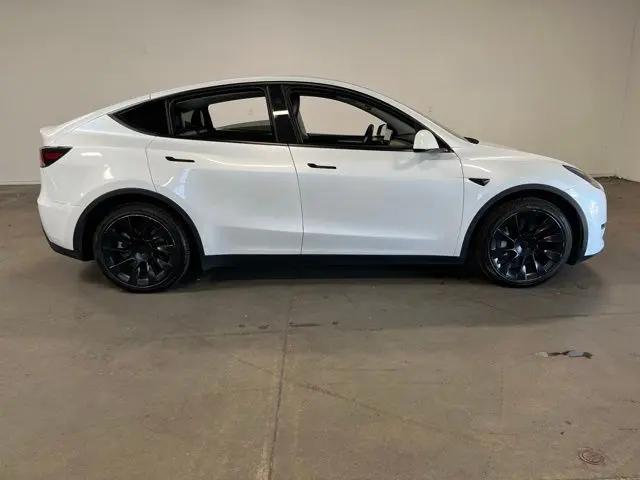 2024 Tesla Model Y Long Range Dual Motor All-Wheel Drive